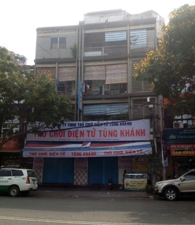 Cảnh sát đột kích công ty đánh bạc tại Sài Gòn ảnh 3 Cảnh sát đột kích công ty đánh bạc tại Sài Gòn ảnh 3