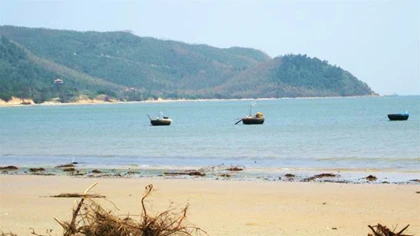 An táng Đại tướng Võ Nguyên Giáp ở Vũng Chùa - đảo Yến ảnh 3