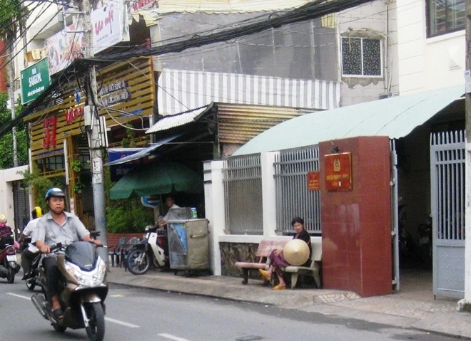 Vụ tự thiêu trước trụ sở công an: Do thiếu nợ giang hồ ảnh 1