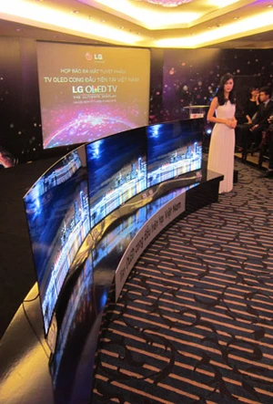 Những mẫu tivi có giá đắt nhất tại Việt Nam hiện nay ảnh 5 Những mẫu tivi có giá đắt nhất tại Việt Nam hiện nay ảnh 5