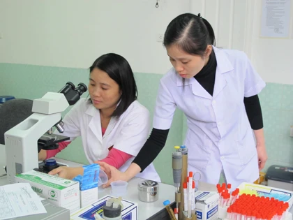 Bố mất vì TNGT, gần 4 năm sau 2 con trai chào đời ảnh 1