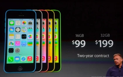 iPhone 5C vỏ nhựa và iPhone 5S với cảm biến vân tay trình làng ảnh 1