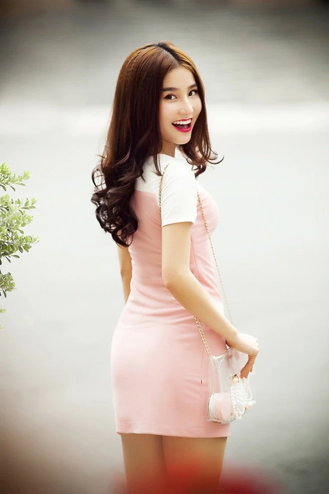 Diễm My 9X xinh tươi trong ngày mới ảnh 5