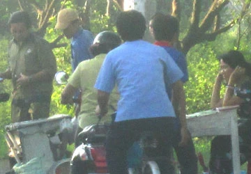 Lô đề bủa vây công nhân ảnh 1