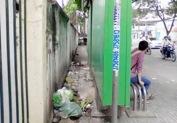 Những hình ảnh làm xấu đô thị ảnh 1