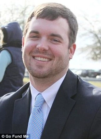 Mỹ: Người vô gia cư trả lại gần 900 triệu đồng nhặt được ảnh 3 Mỹ: Người vô gia cư trả lại gần 900 triệu đồng nhặt được ảnh 3