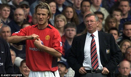 “Cay” Sir Alex, Becks bỏ xem Man Utd 2 năm ảnh 1