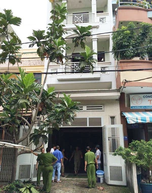 Bi kịch chồng tạt acid vợ rồi tự thiêu ảnh 1