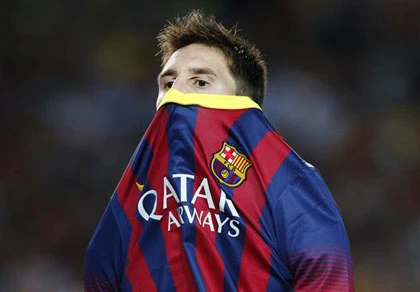 Ẵm 2 danh hiệu cá nhân La Liga, Messi bị phản đối ảnh 1