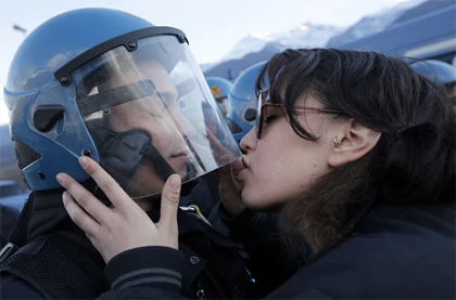 Những bức ảnh giàu cảm xúc năm 2013 ảnh 10