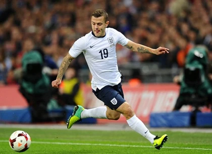 Tiết lộ của mẹ Wilshere: "Nó đá hỏng mọi thứ trong nhà" ảnh 6