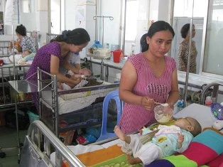 Trẻ mắc bệnh tim chết mòn vì cơ chế ảnh 1