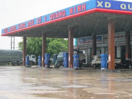 Những hình ảnh đầu tiên của cơn bão số 10 ảnh 11