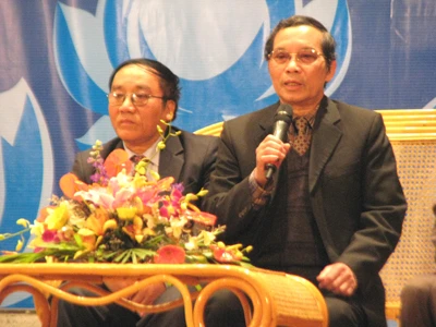 Nhà thơ Bằng Việt được xét tặng Công dân Thủ đô Ưu tú ảnh 1