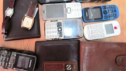 Siêu trộm chuộc gái bán dâm ảnh 1