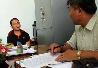 Long “rồng đỏ” và đàn em ra đầu thú ảnh 1