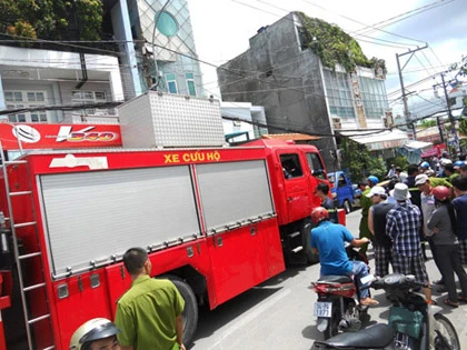 Nổ lớn trong khu dân cư, nhiều người náo loạn ảnh 1 Nổ lớn trong khu dân cư, nhiều người náo loạn ảnh 1