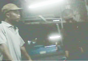 “Nghề” giả sư bán nhang ảnh 1