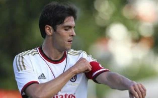 Milan đã theo đuổi Kaka trong hai năm ảnh 1
