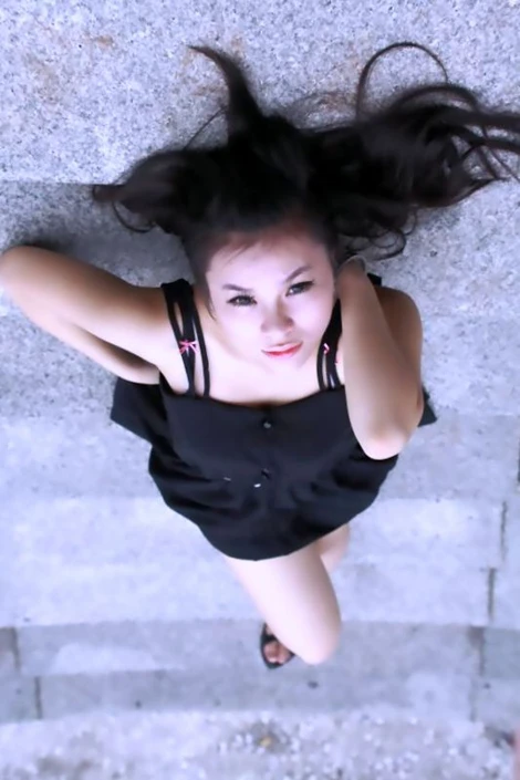 Vẻ đẹp cực cuốn hút của hot girl người Nga gốc Việt ảnh 1 Vẻ đẹp cực cuốn hút của hot girl người Nga gốc Việt ảnh 1