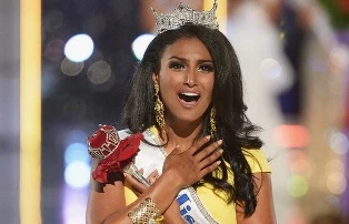 Thí sinh gốc Ấn đăng quang Hoa hậu Mỹ ảnh 1