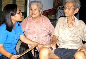 Tình nguyện viên - nơi nương tựa của người già ảnh 1 Tình nguyện viên - nơi nương tựa của người già ảnh 1