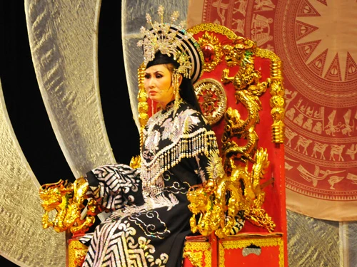 Nghệ sĩ Tâm Tâm bị cướp đẩy ngã dập não ảnh 2