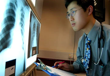 Bùng nổ học y khoa trực tuyến toàn cầu ảnh 1