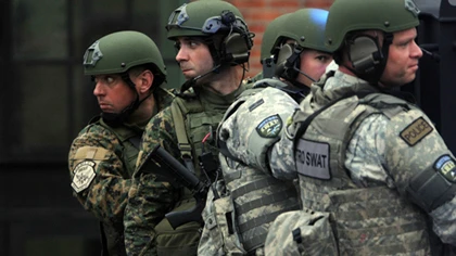 Đặc nhiệm Mỹ đấu súng, hạ sát cụ ông 107 tuổi ảnh 1 Đặc nhiệm Mỹ đấu súng, hạ sát cụ ông 107 tuổi ảnh 1