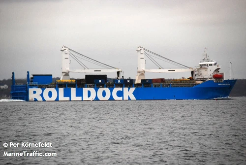 Con tàu chở tàu ngầm Kilo trên đường đến Việt Nam ảnh 2