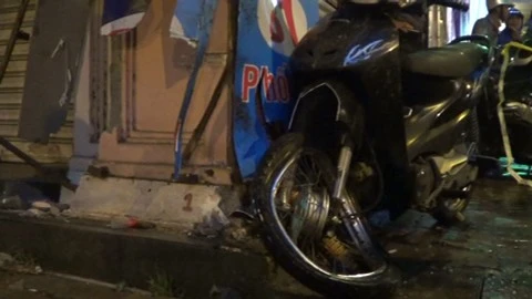 Cận cảnh xe điên đâm nạn nhân bay lên nóc làm chết người ảnh 3