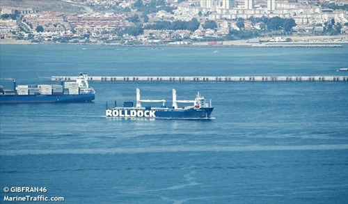 Con tàu chở tàu ngầm Kilo trên đường đến Việt Nam ảnh 4