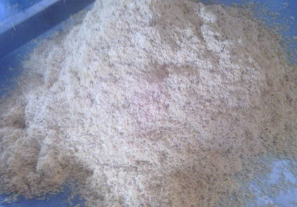 Dùng máy trộn bê tông sản xuất chà bông 'bẩn' ảnh 1