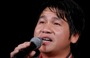 Ca sĩ Trọng Tấn chưa nghĩ đầu quân cho cơ quan khác ảnh 1