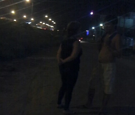 "Quý bà" U.50 bán dâm trong bụi rậm ven đường ở Biên Hòa ảnh 2