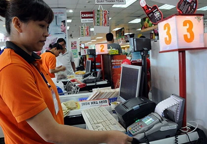 Thu nhập từ 5 - 7 triệu/tháng: Không nên dùng thẻ tín dụng ảnh 1