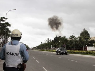 Phát hiện chất nổ trước Tòa nhà Quốc hội Campuchia ảnh 1