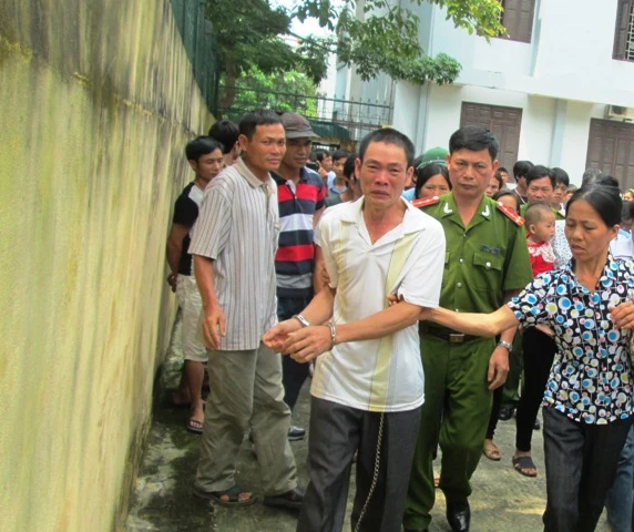 Gã hàng xóm hiếp dâm nhiều lần bé gái 13 tuổi dẫn đến có bầu ảnh 2 Gã hàng xóm hiếp dâm nhiều lần bé gái 13 tuổi dẫn đến có bầu ảnh 2