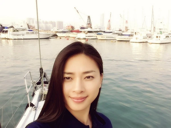 Ngô Thanh Vân ăn mỳ gói trong 3 ngày lênh đênh ở biển ảnh 2 Ngô Thanh Vân ăn mỳ gói trong 3 ngày lênh đênh ở biển ảnh 2