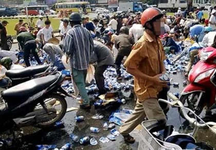 Vụ 'cướp bia' vào đề thi văn ảnh 1