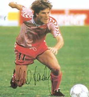 Euro 1984 : Vinh quang thuộc về ĐT Pháp và Michel Platini ảnh 2