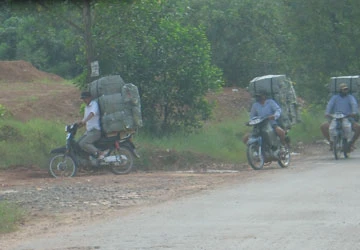 Buôn lậu thuốc lá rộn ràng như đi chợ ảnh 2