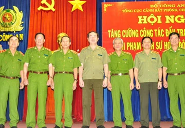 Quyết liệt chống tội phạm có tổ chức ảnh 1