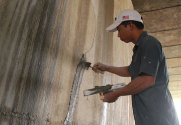 Đà Nẵng: Cầu Rồng xuất hiện nhiều vết nứt ảnh 1