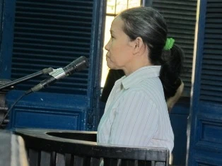 Ô sin đánh thuốc mê vợ chồng chủ tiệm vàng ảnh 1