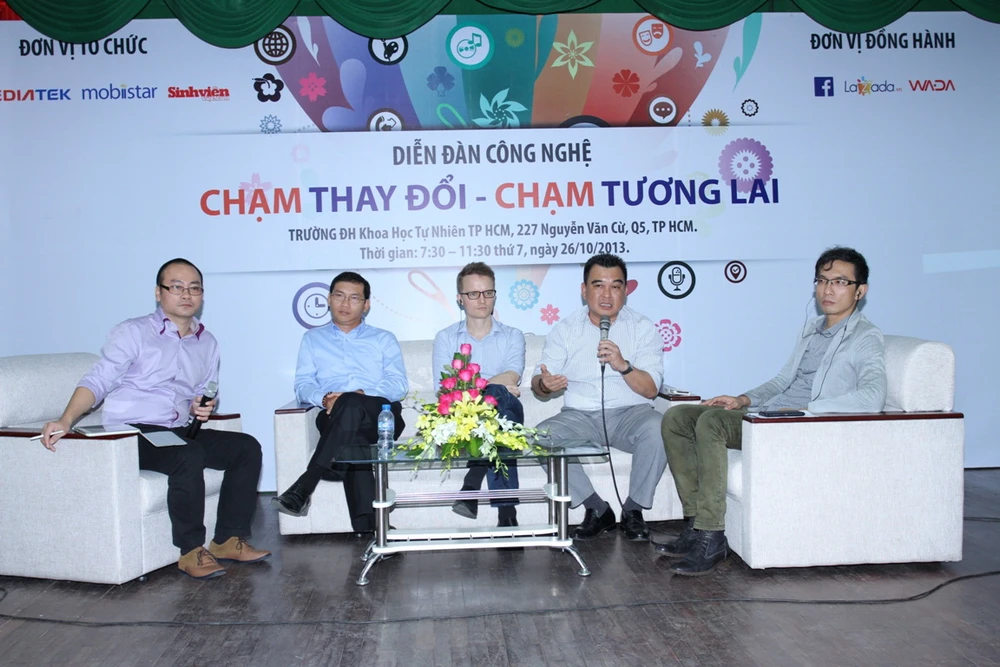 Diễn đàn công nghệ “Chạm thay đổi – Chạm tương lai” ảnh 2