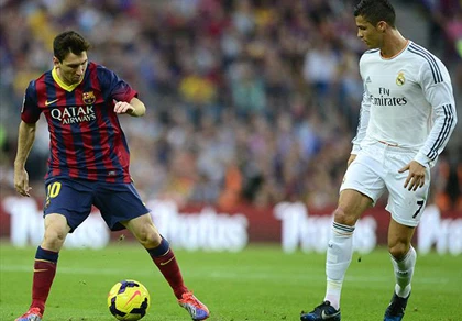 Loại Ribery và Messi, Roberto Carlos trao QBV cho CR7 ảnh 1