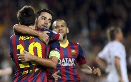 Xavi lên ngôi "vua chiến thắng" ở Champions League ảnh 1