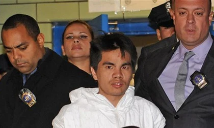 Nghi phạm đâm chết 5 mẹ con ở New York là người nhà ảnh 1