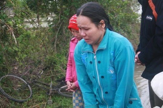 Thuyền lật, 3 phụ nữ tử vong ảnh 3